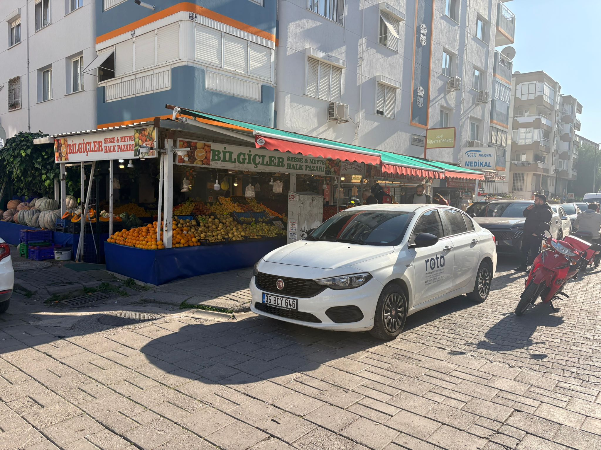 BİLGİÇLER HALK PAZARI